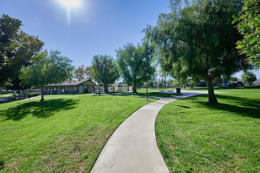 3924 Yellowstone Circle