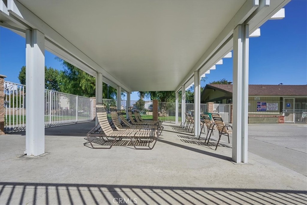 3924 Yellowstone Circle