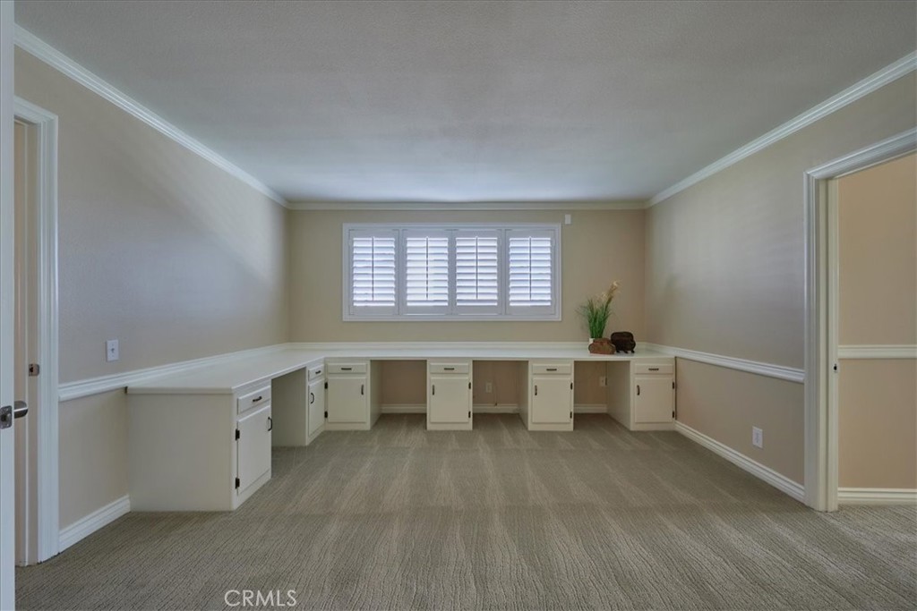 3924 Yellowstone Circle