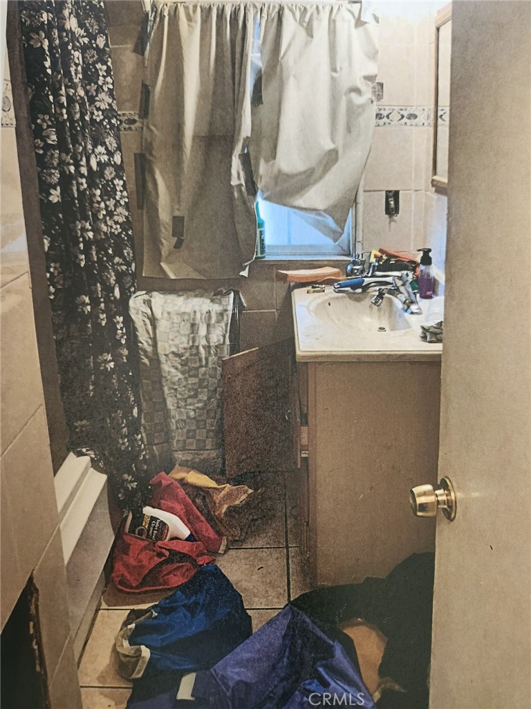 10236 Santa Anita Avenue