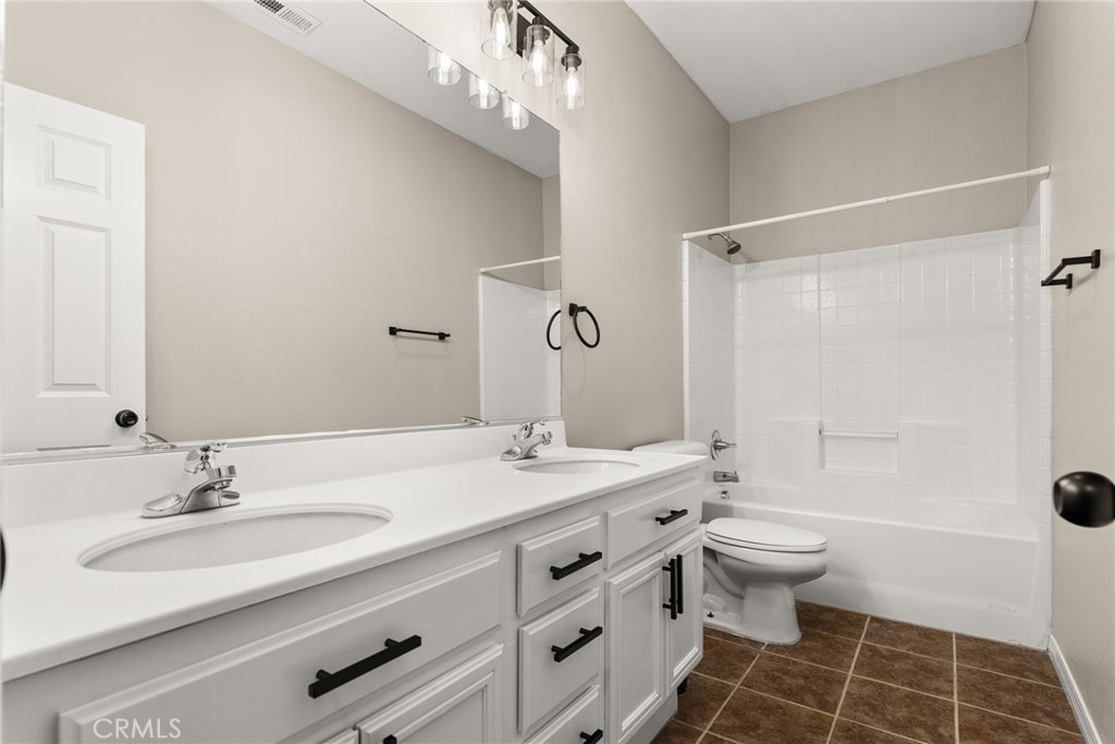 3370 Chickasaw Court