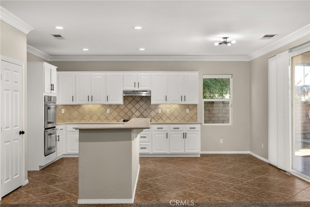 3370 Chickasaw Court