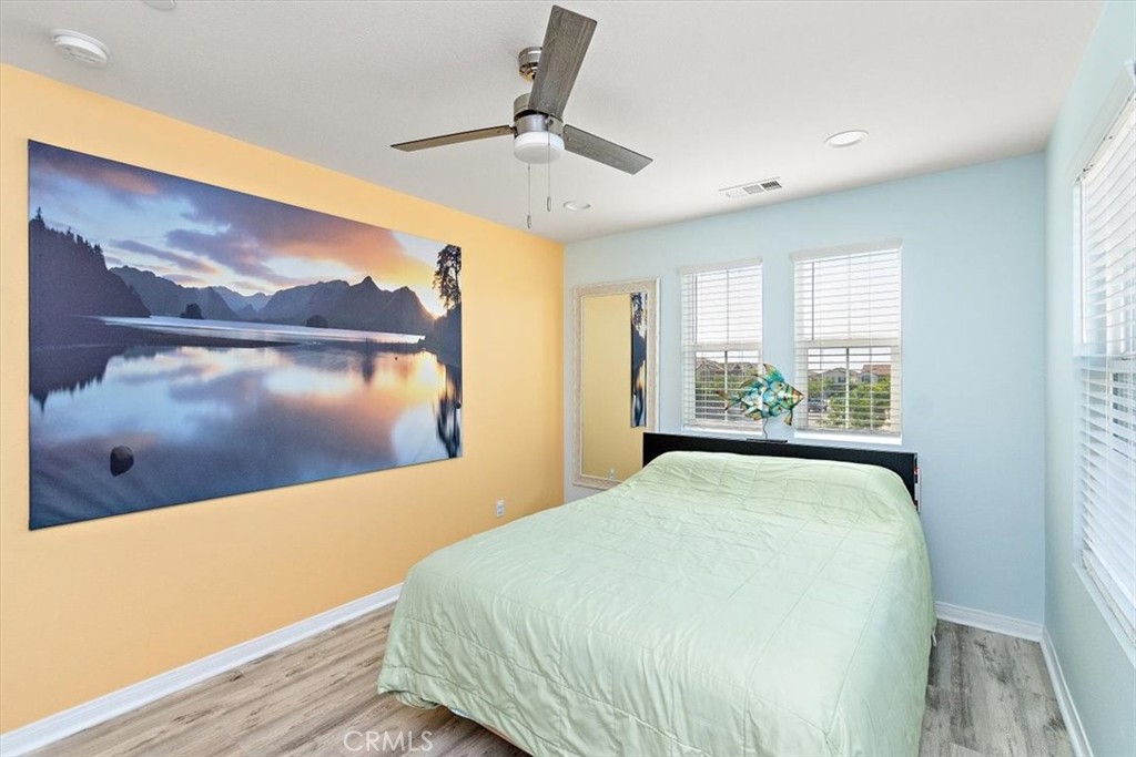 2391 Vineyard Street