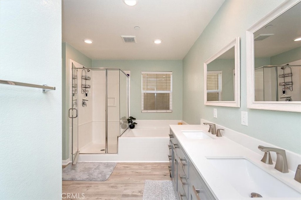 2391 Vineyard Street