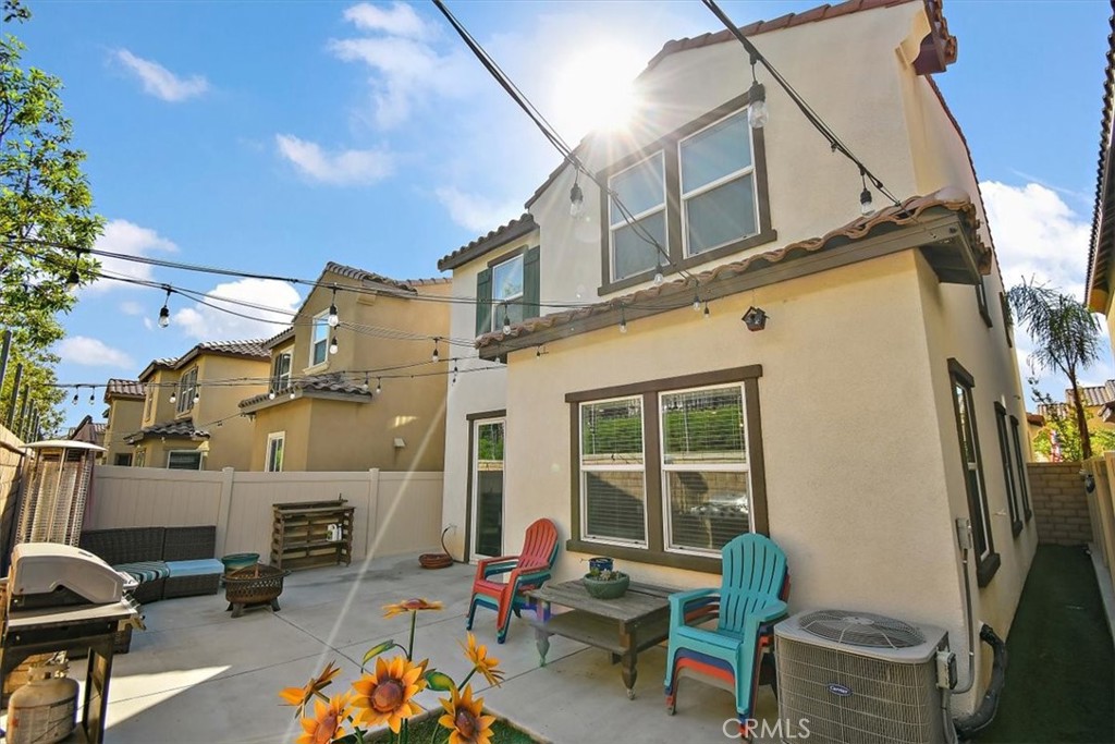 2391 Vineyard Street