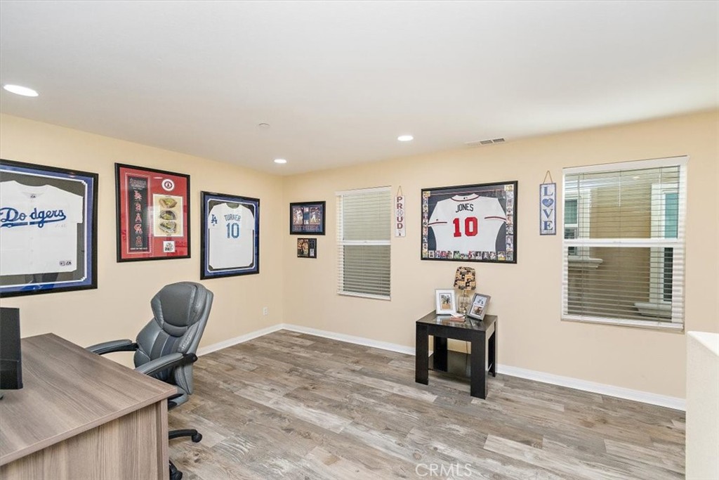 2391 Vineyard Street