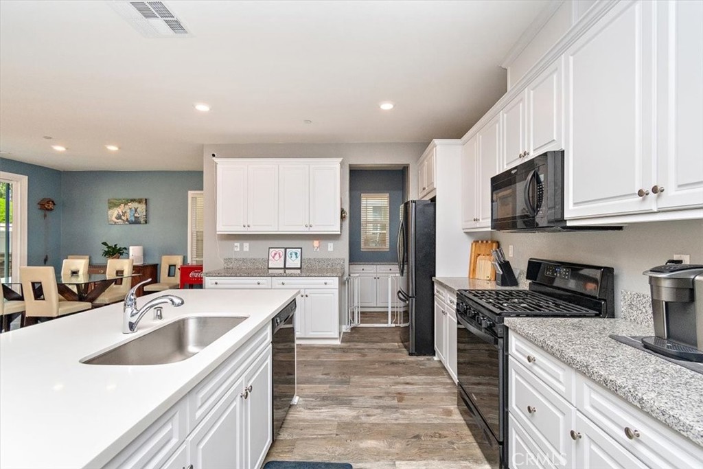 2391 Vineyard Street