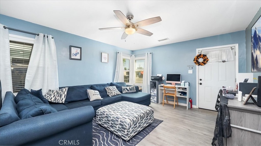 262 E Alexander Avenue