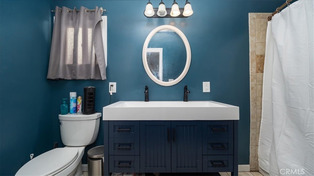 262 E Alexander Avenue