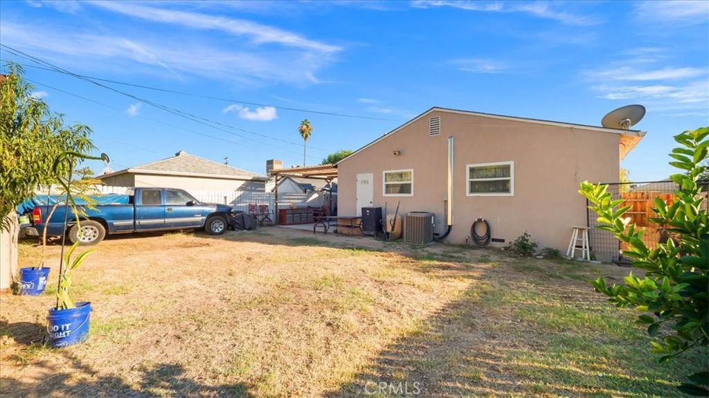 262 E Alexander Avenue