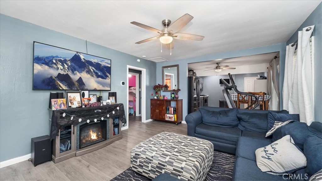 262 E Alexander Avenue