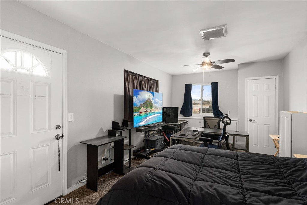 11511 Hawthorne Avenue