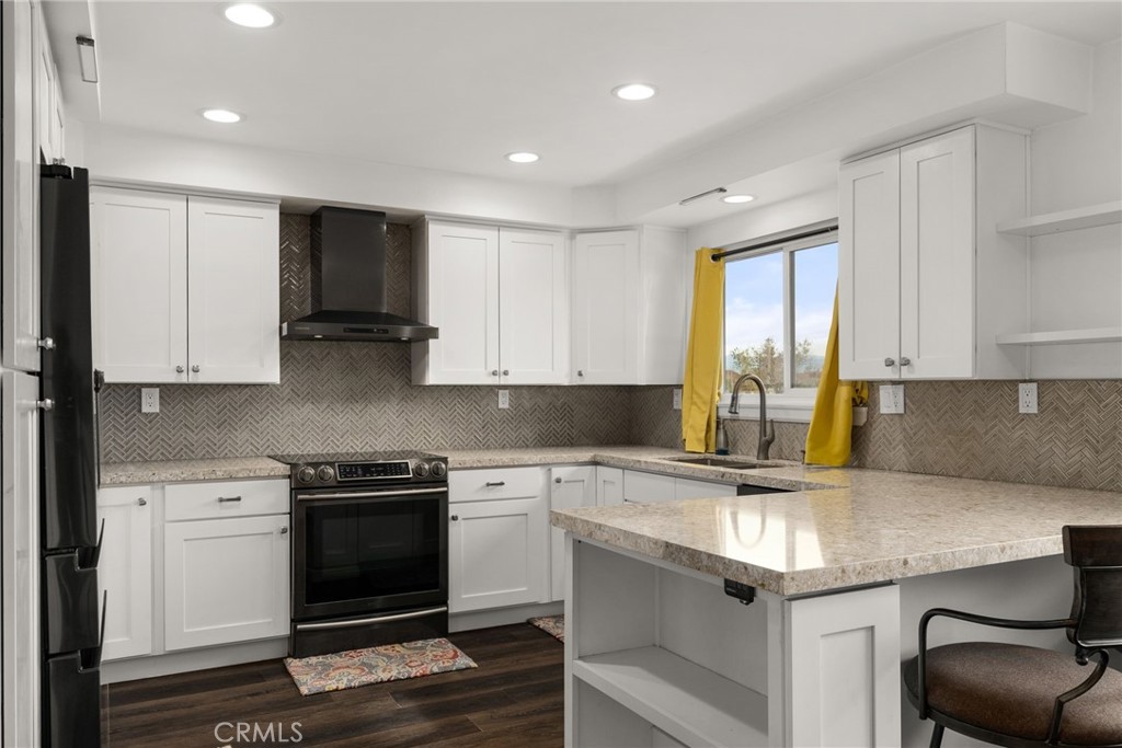 11511 Hawthorne Avenue