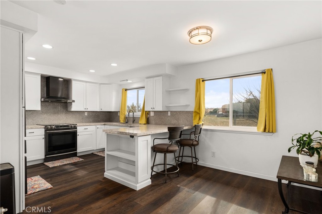 11511 Hawthorne Avenue