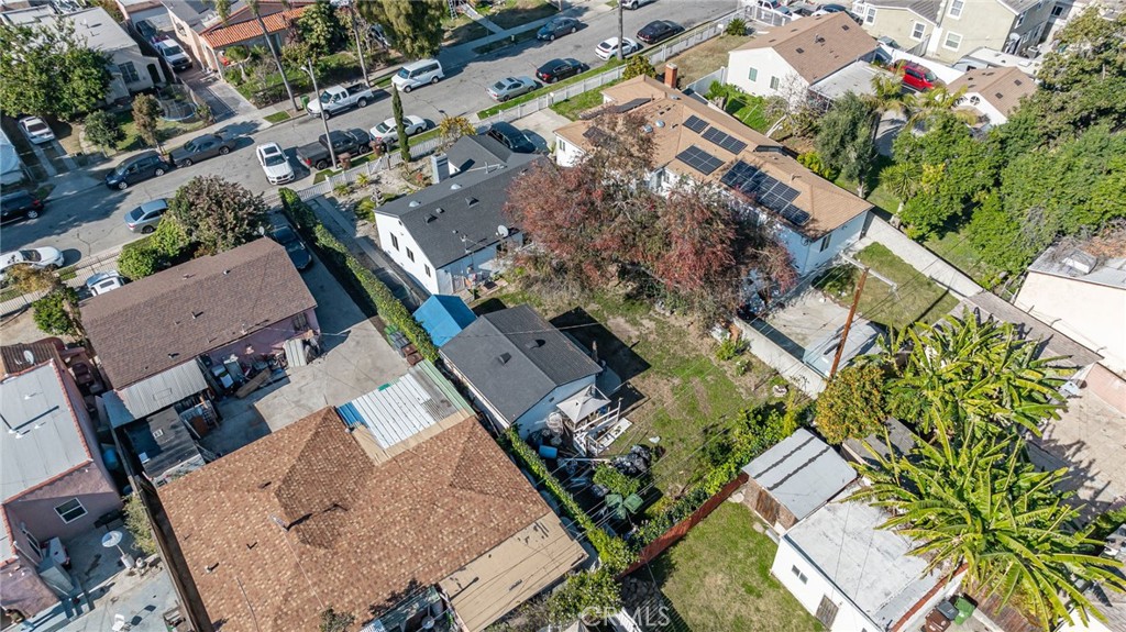 1734 N Spring Avenue