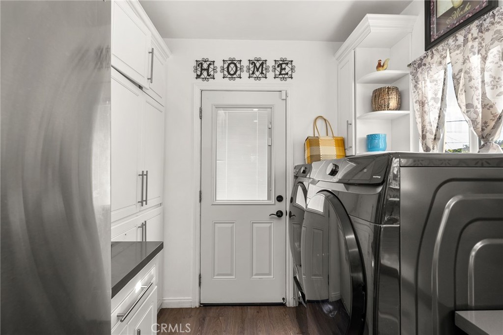 1734 N Spring Avenue