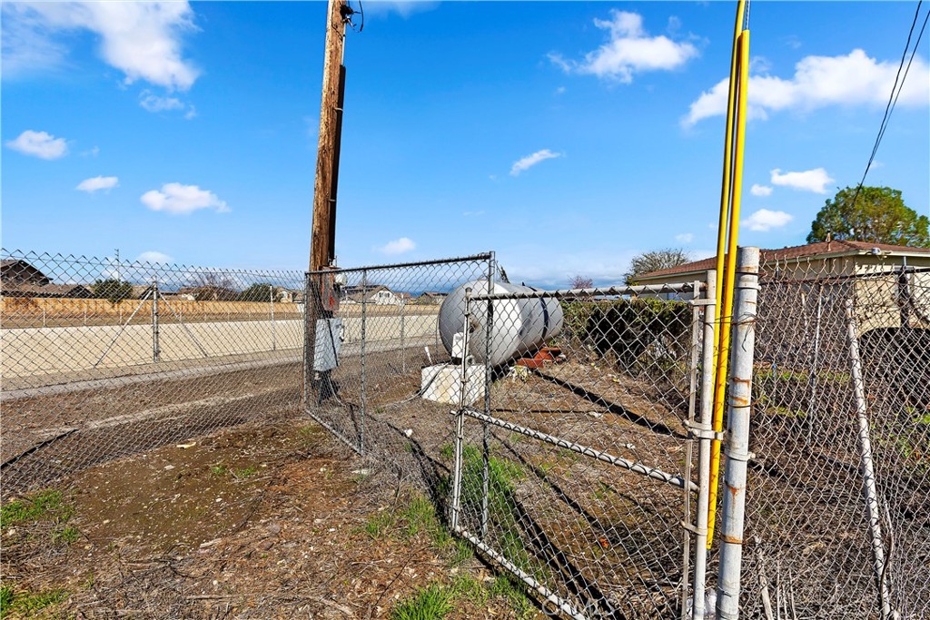 14755 Walters Street