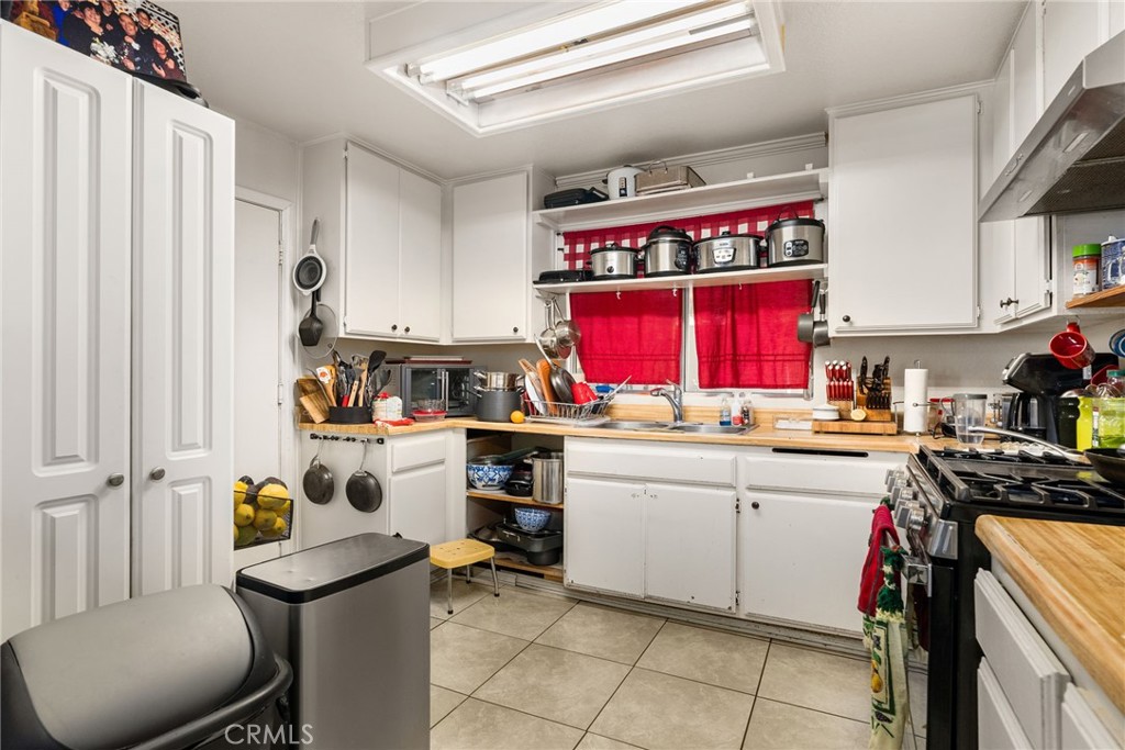 2443 Christine Street