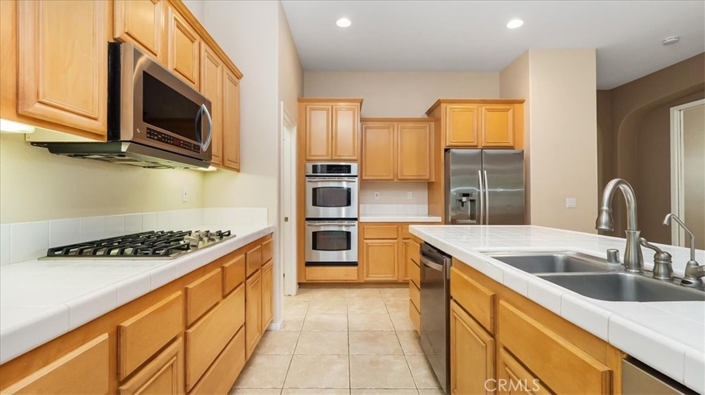 32028 Calle Caballos