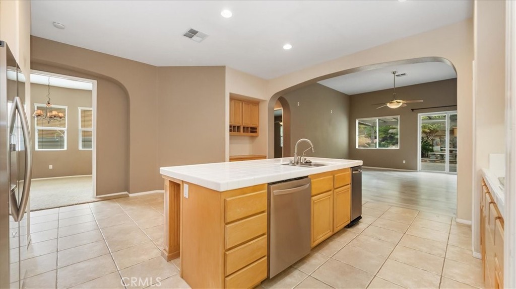 32028 Calle Caballos