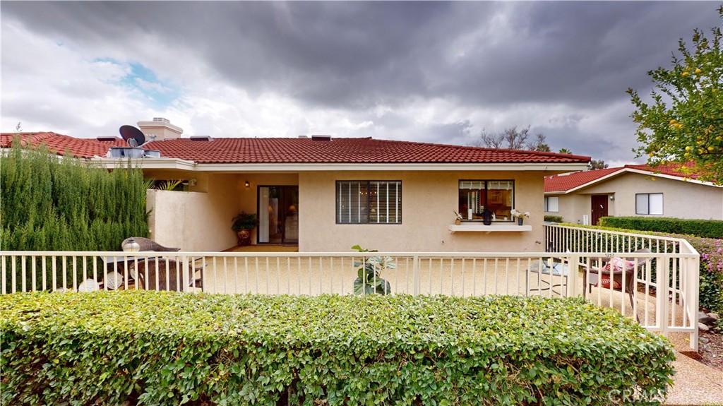 1257 Upland Hills Drive N