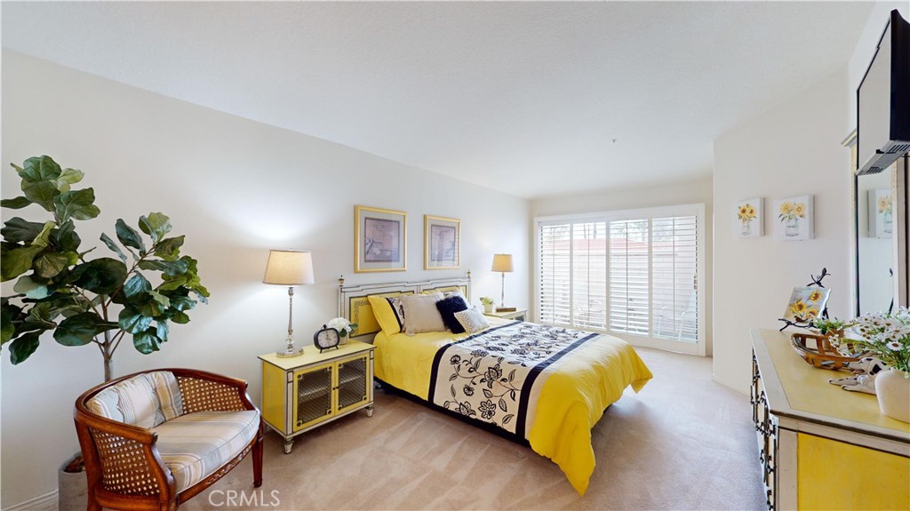 1257 Upland Hills Drive N