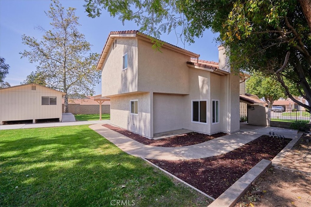 618 Santa Paula Street