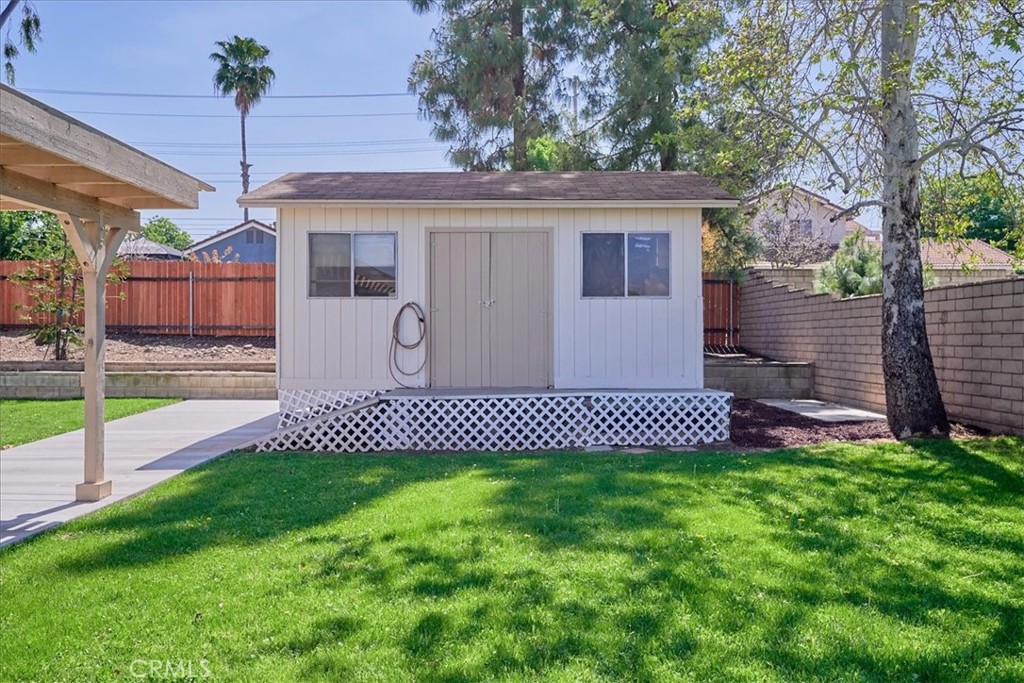 618 Santa Paula Street