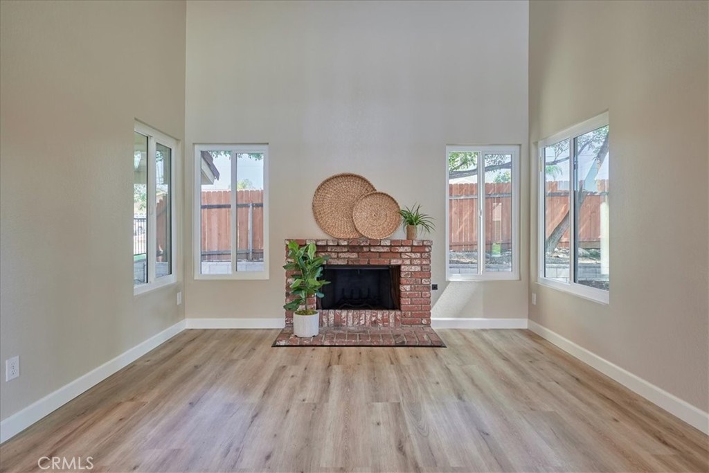 618 Santa Paula Street