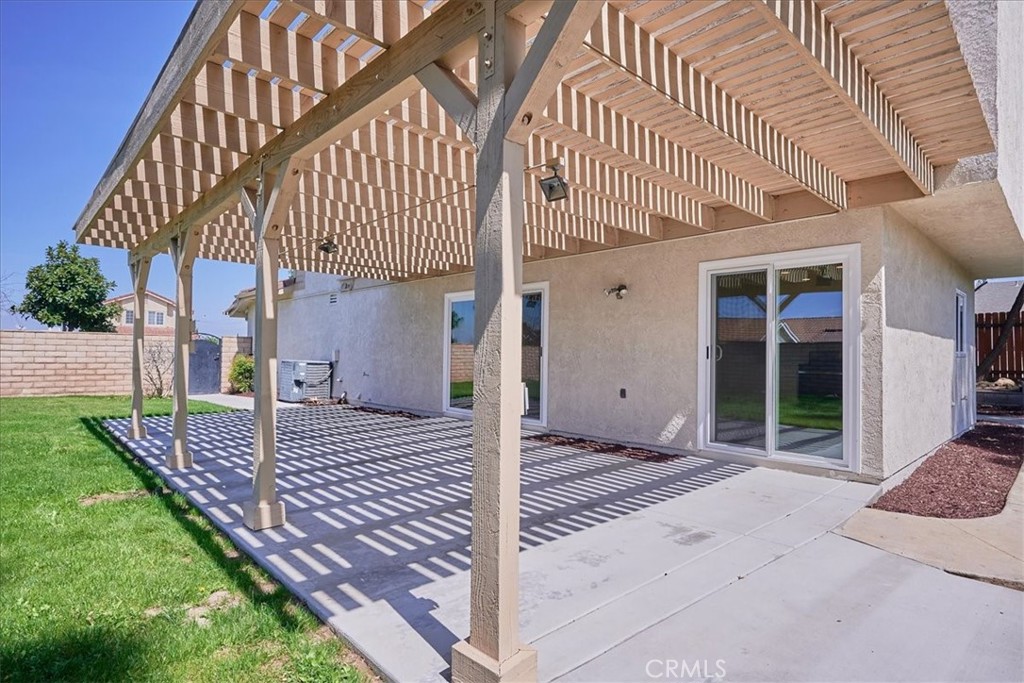 618 Santa Paula Street