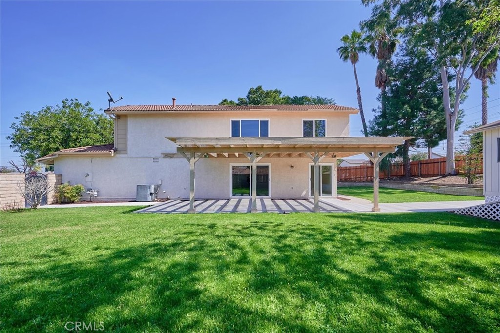 618 Santa Paula Street