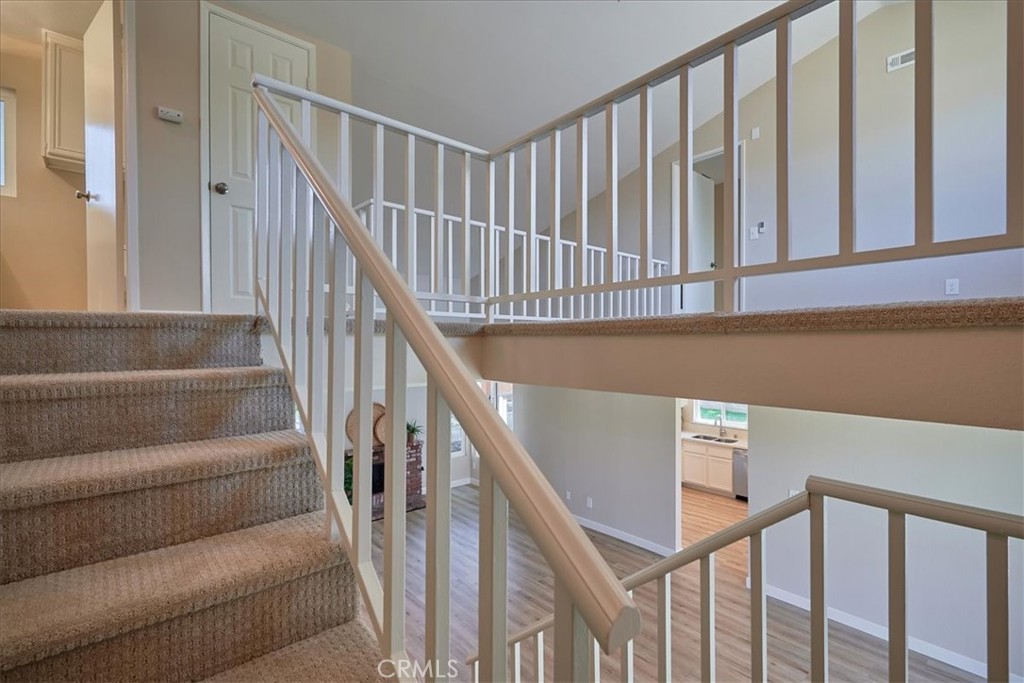 618 Santa Paula Street