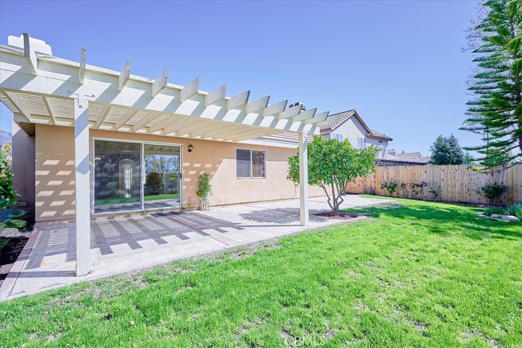 1362 Sunrise Circle N