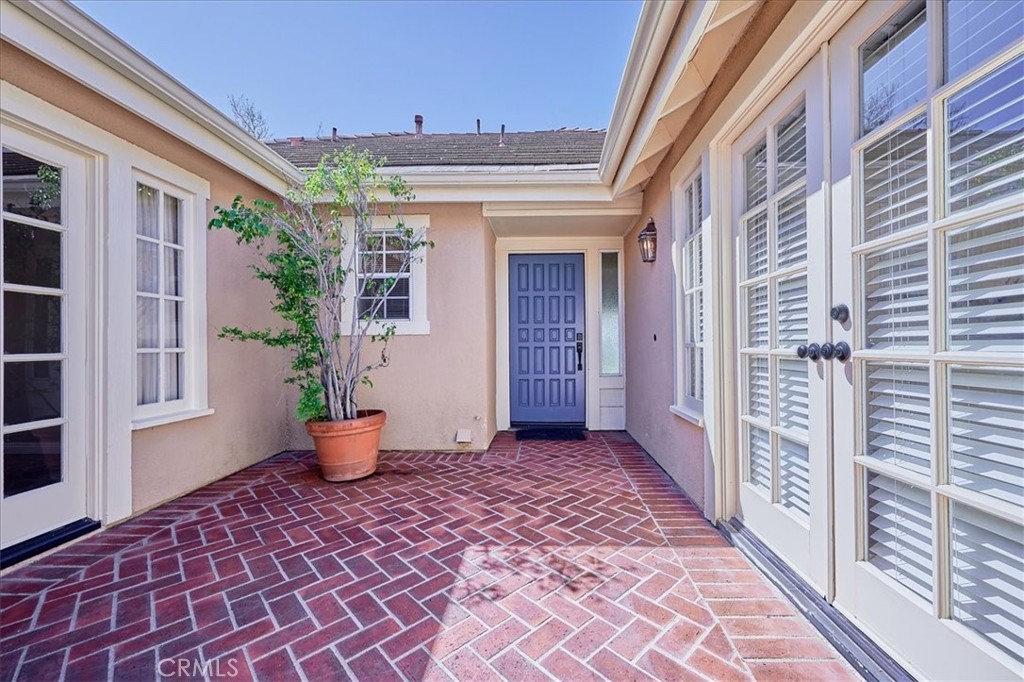 1362 Sunrise Circle N