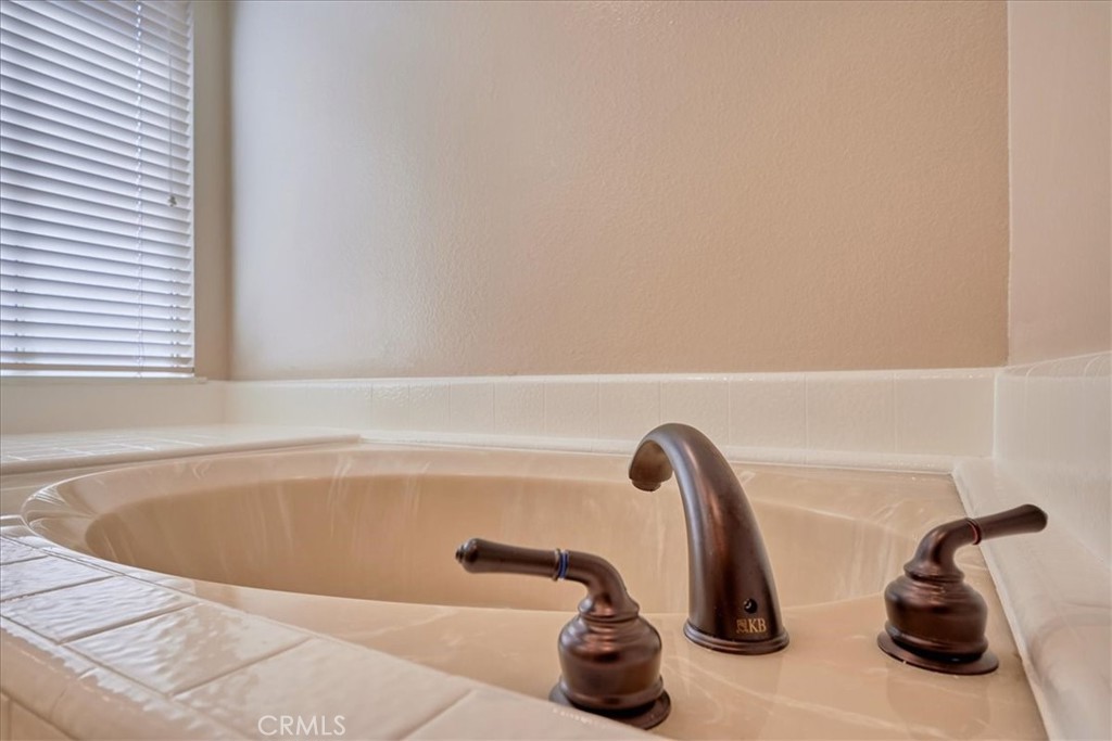 1362 Sunrise Circle N