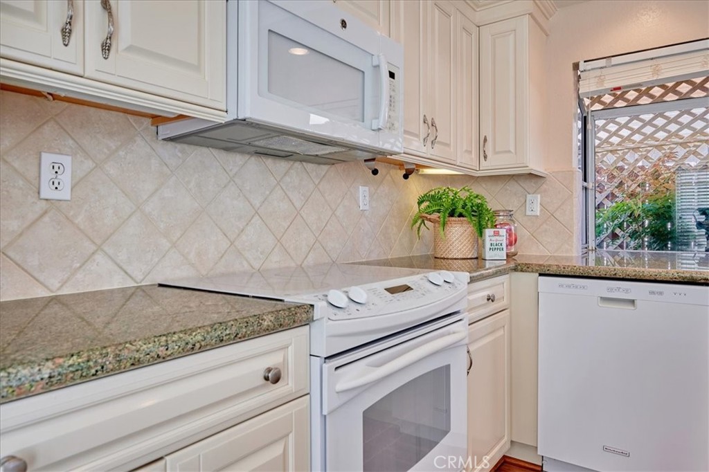 1362 Sunrise Circle N