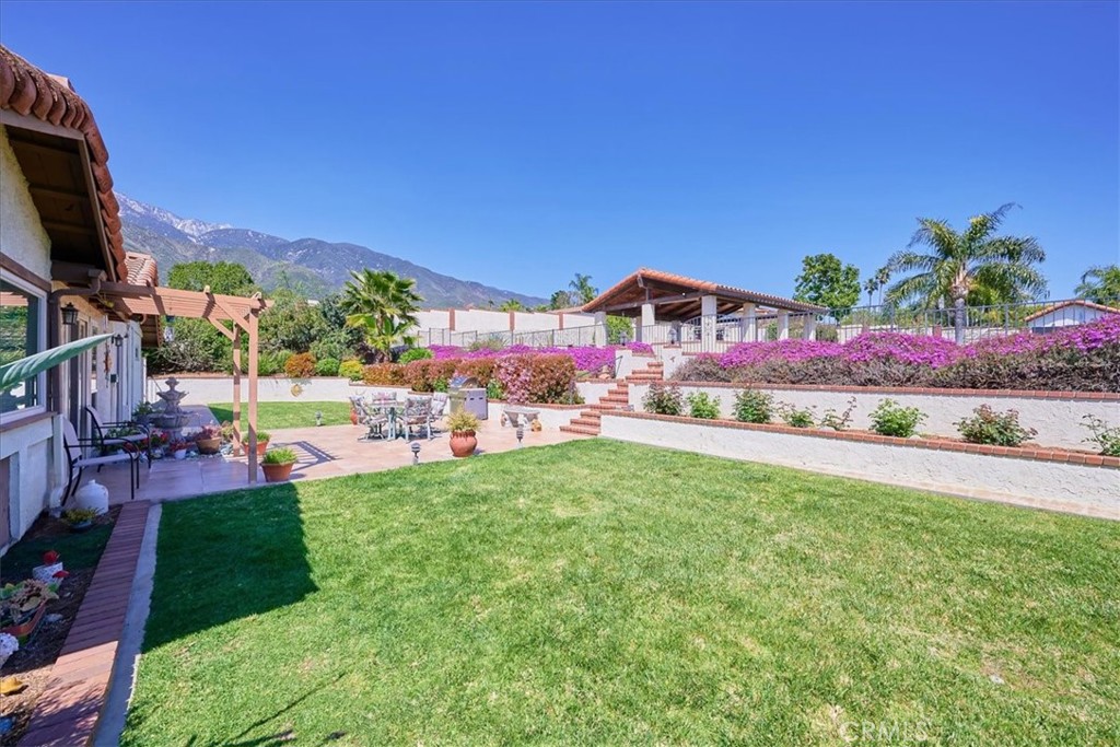 5235 Mayberry Avenue