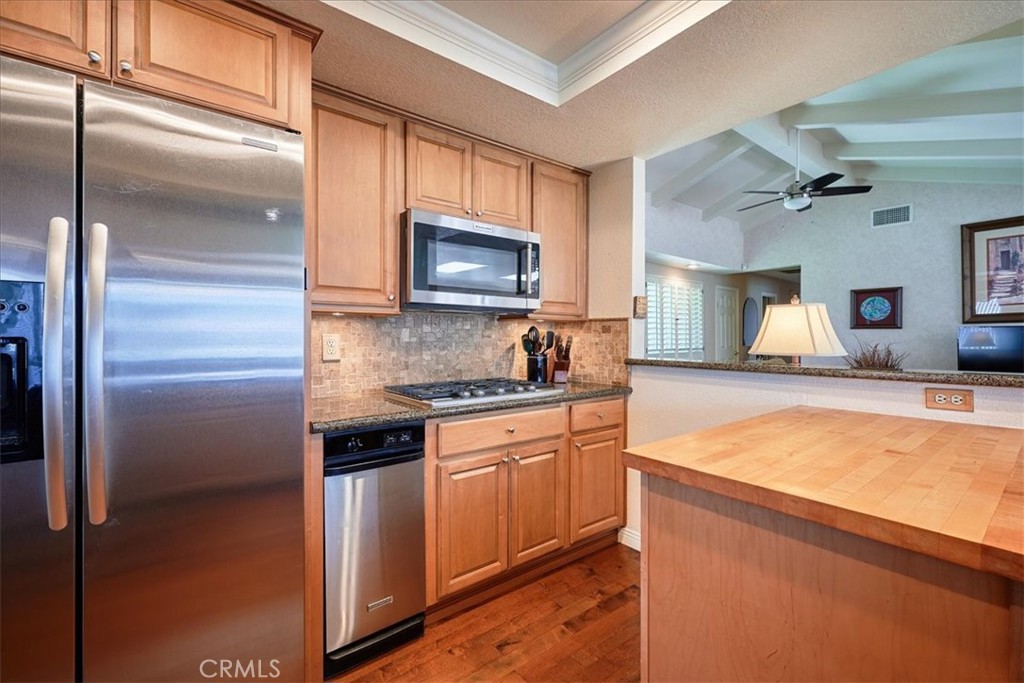 5235 Mayberry Avenue