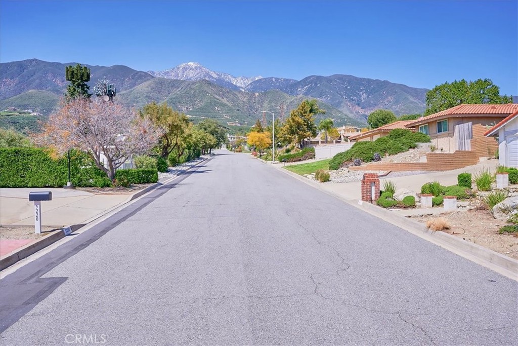 5235 Mayberry Avenue