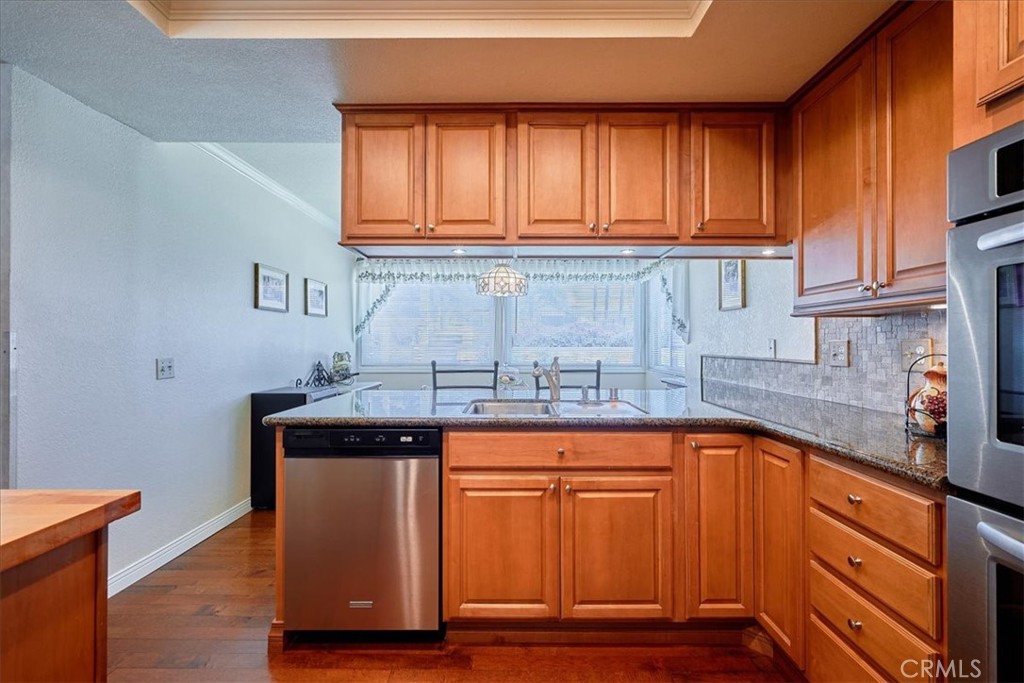 5235 Mayberry Avenue