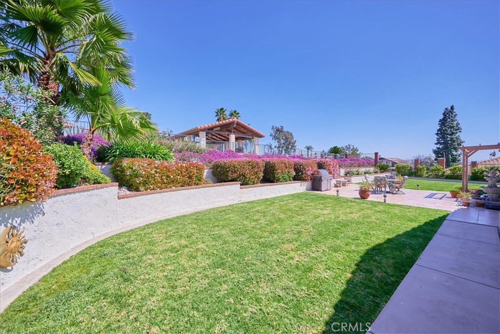 5235 Mayberry Avenue