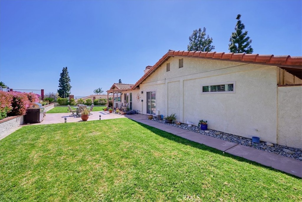 5235 Mayberry Avenue