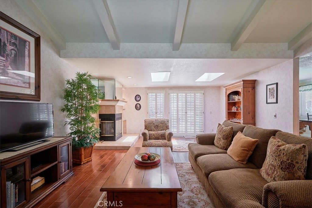 5235 Mayberry Avenue