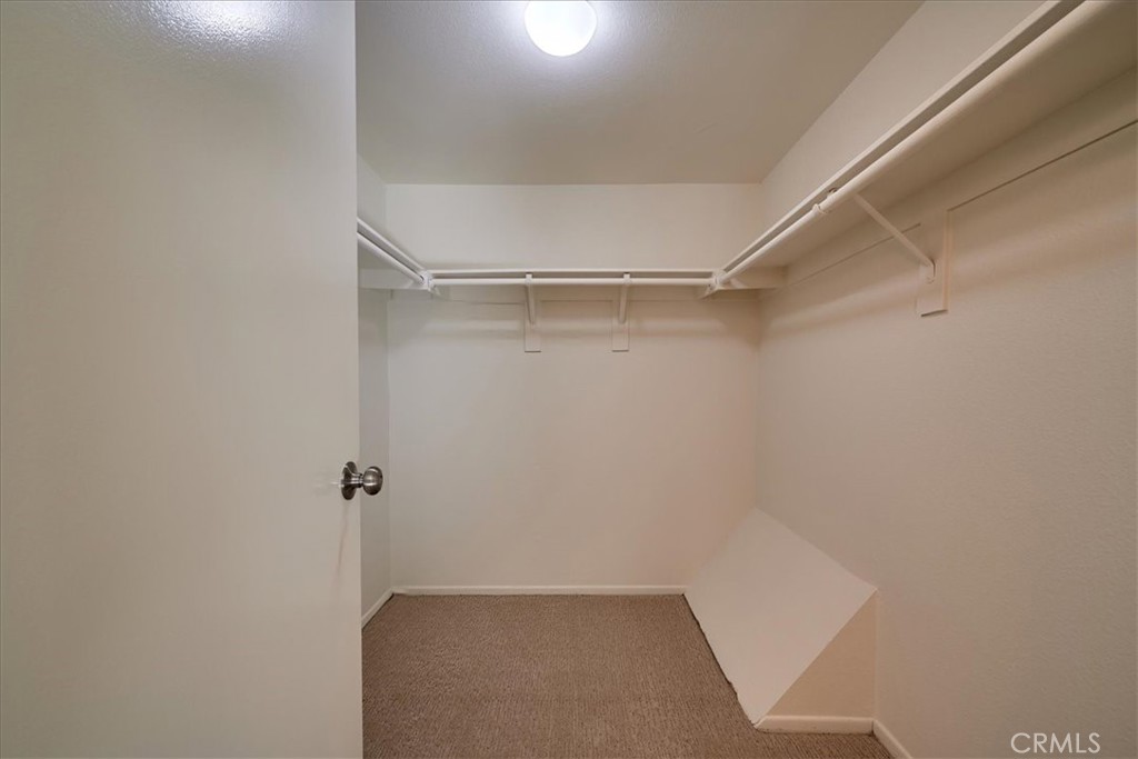 1337 N Elderberry Avenue