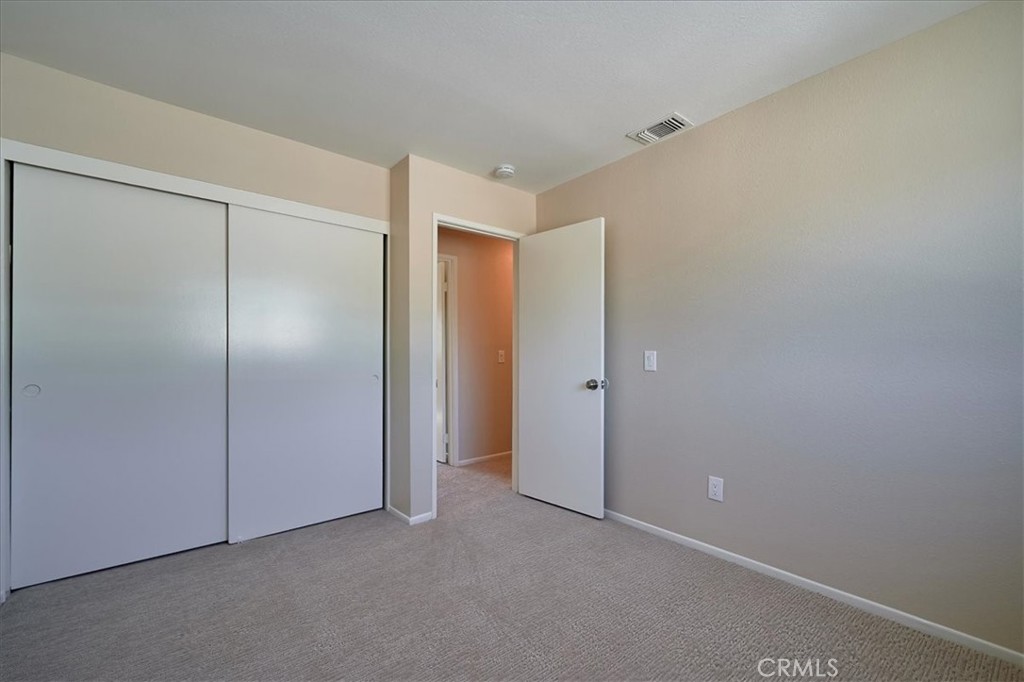 1337 N Elderberry Avenue