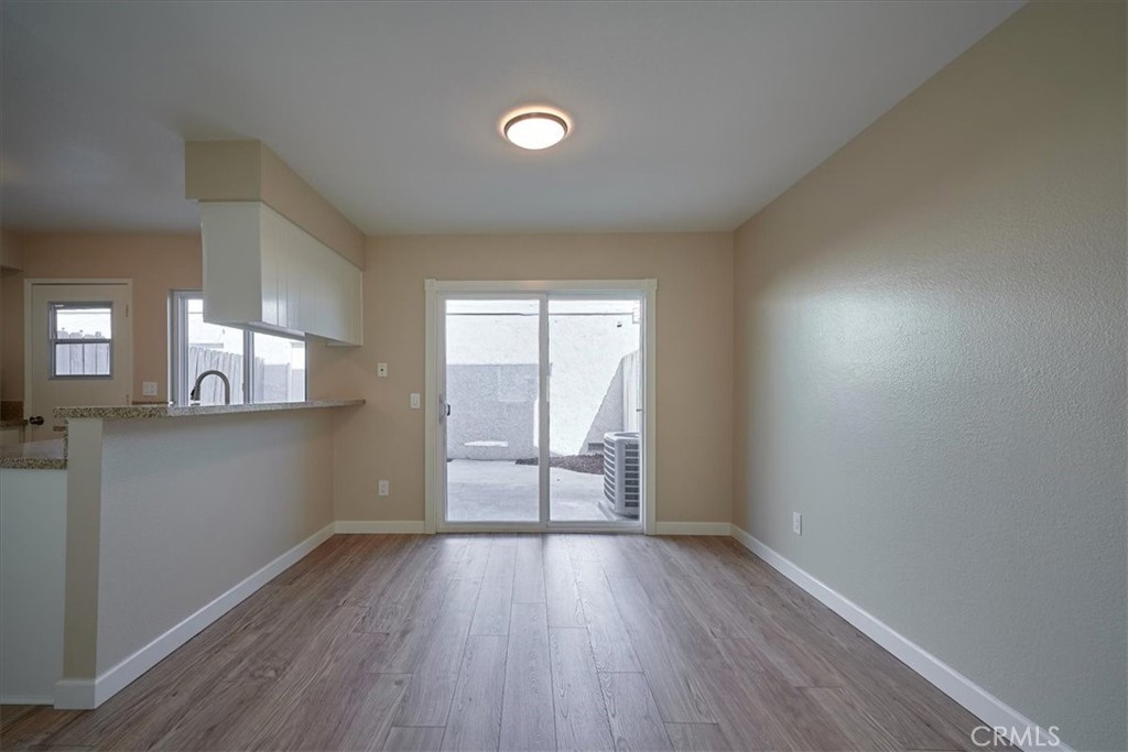 1337 N Elderberry Avenue