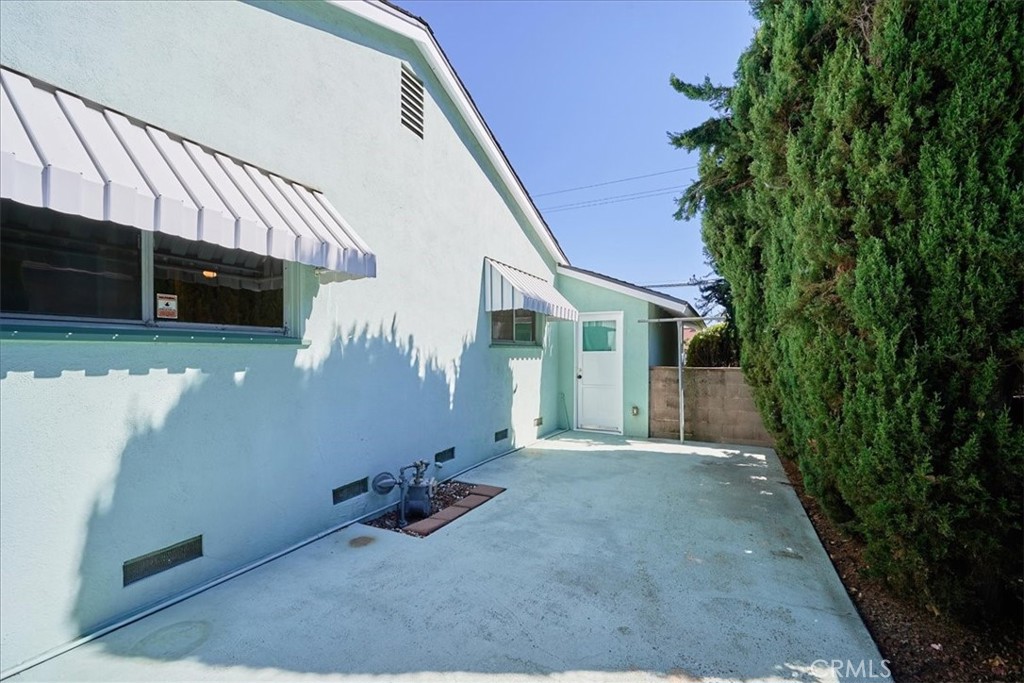 243 E Harrison Avenue