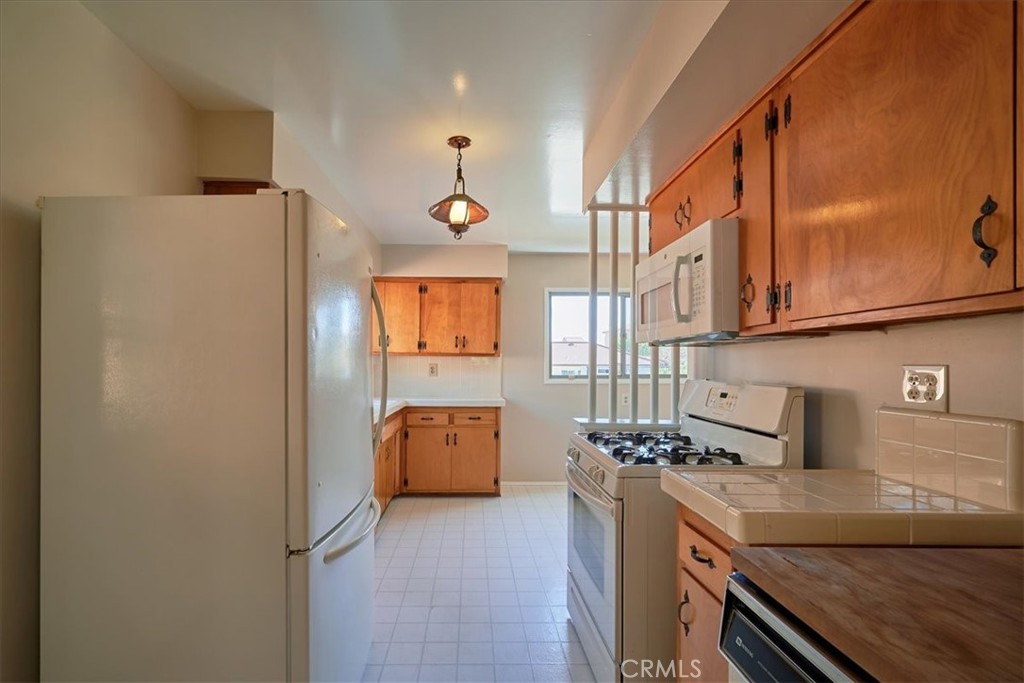 243 E Harrison Avenue