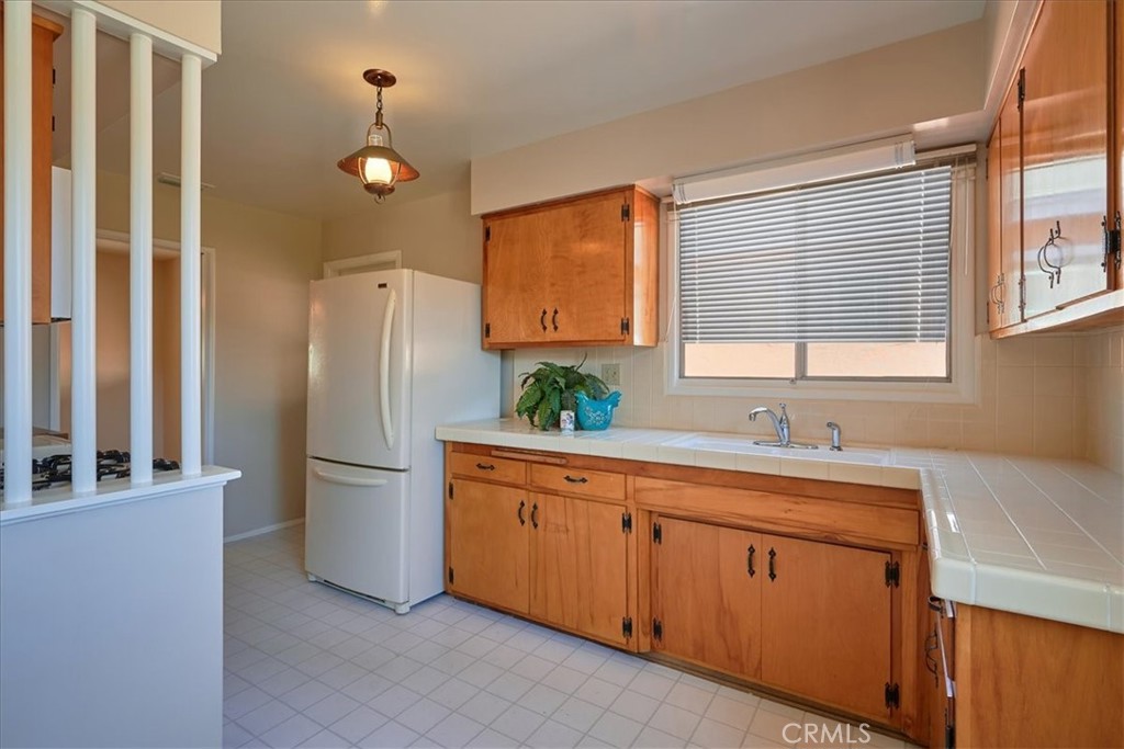 243 E Harrison Avenue