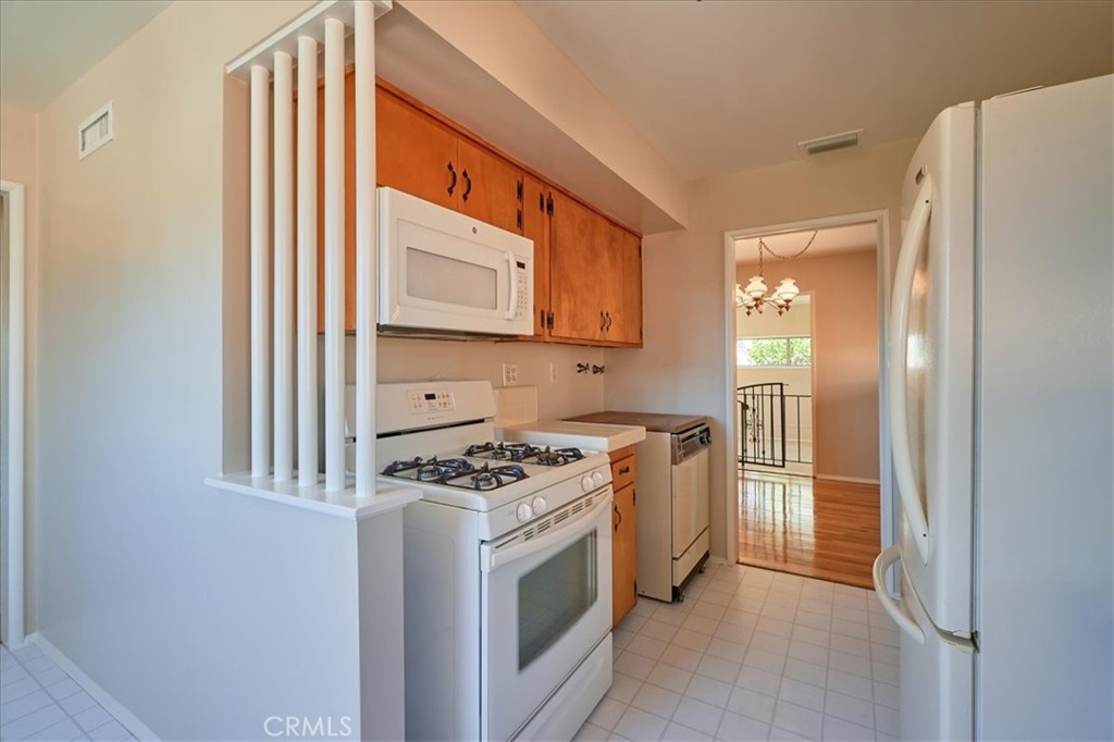 243 E Harrison Avenue